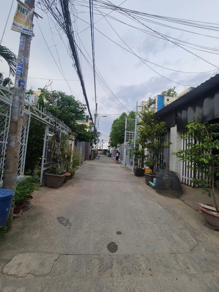 5.1x22m - HẺM XE HƠI - TÂN THỚI NHẤT - QUẬN 12 - NHÀ CẤP 4 - GIÁ 6 TỶ 7