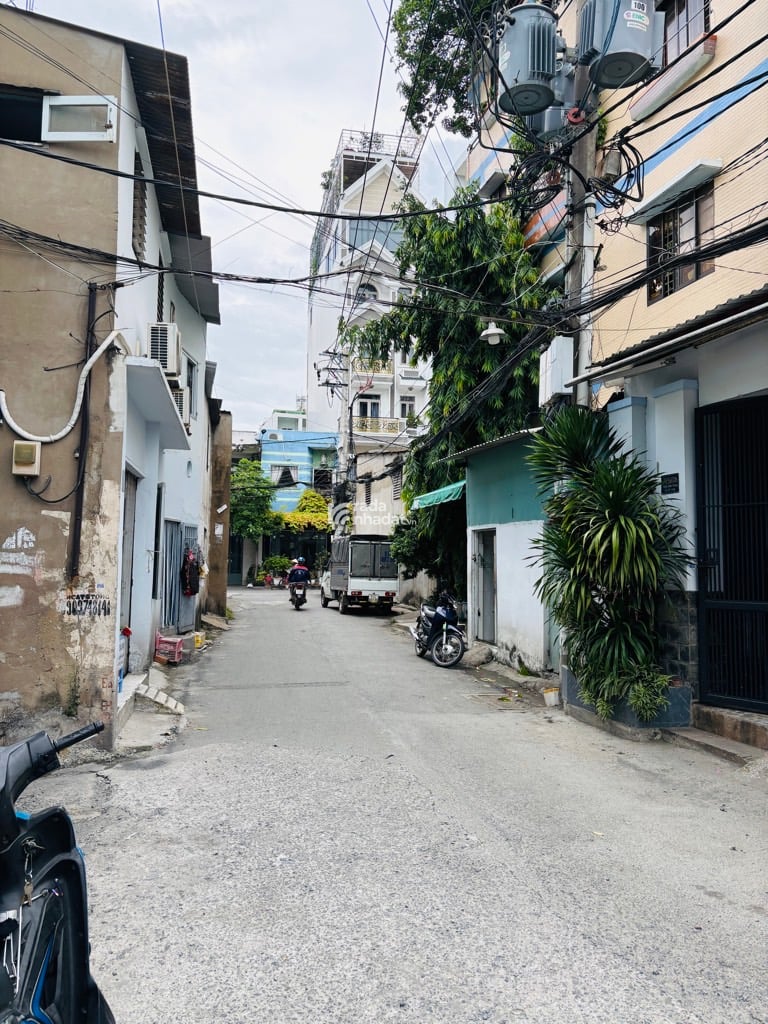 BÁN ĐẤT TRỊNH ĐÌNH TRỌNG 95M2 9.1 TỶ TRUNG TÂM TÂN PHÚ CHỢ PHÚ TRUNG ĐẦM SEN