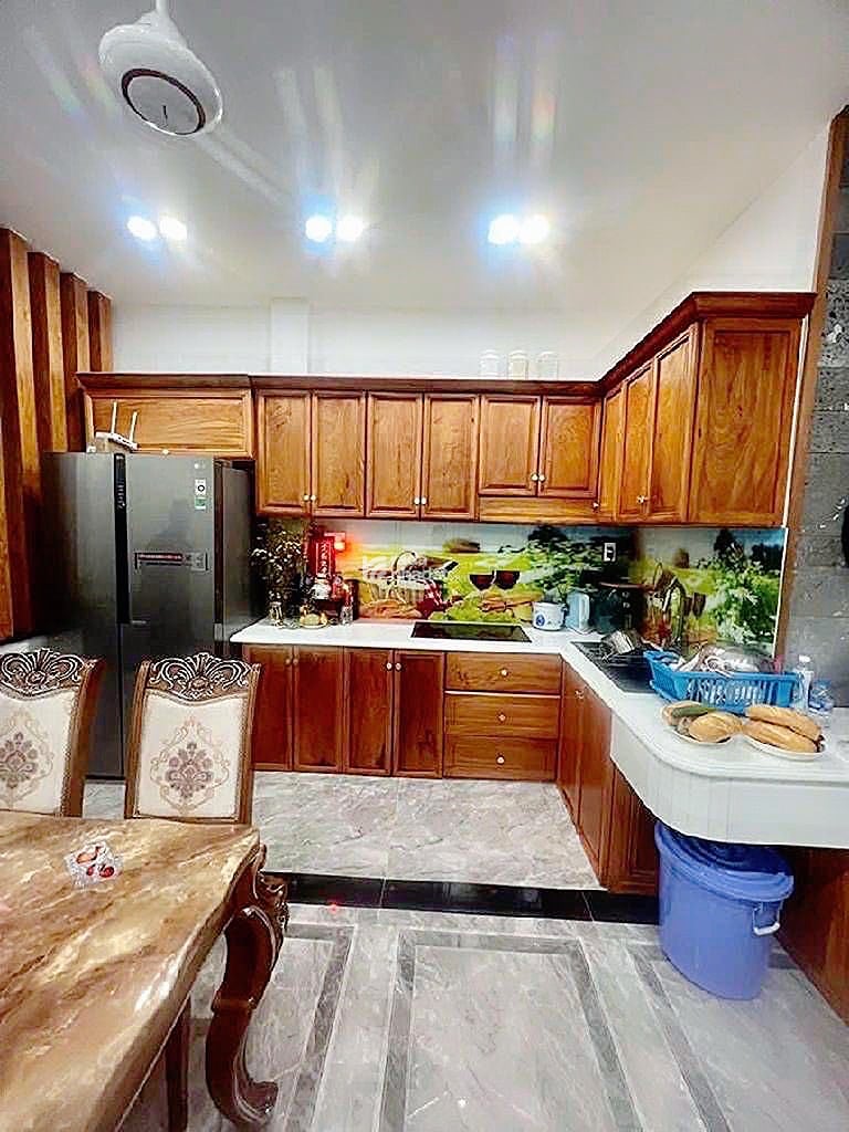 Bán nhà nặt tiền kinh danh  ngay AEON tân phú