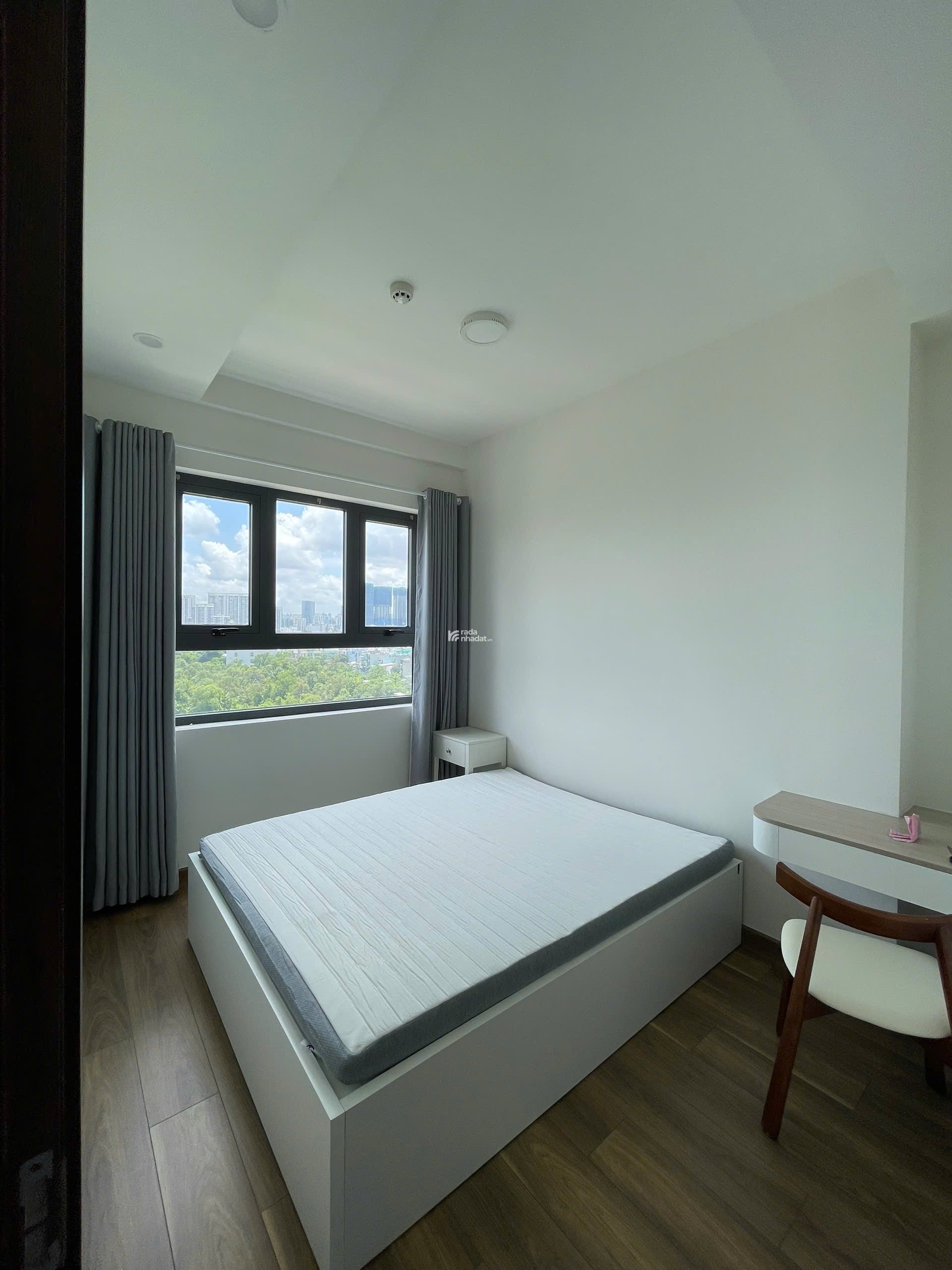 73m2 - 13 triệu/tháng - 2PN2WC full nội thất tầng 8 - Q7 Riverside