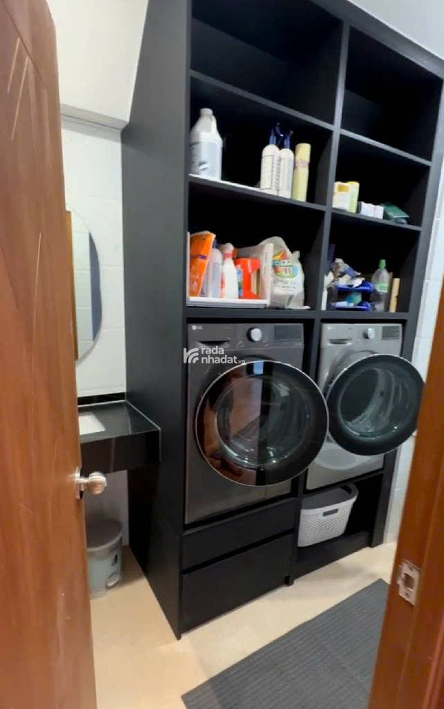 Nhà Thật - Đẹp 5 Tầng - Xe Hơi Ngủ Trong Nhà Gần Mặt Tiền Hoàng Văn Thụ - Phú Nhuận