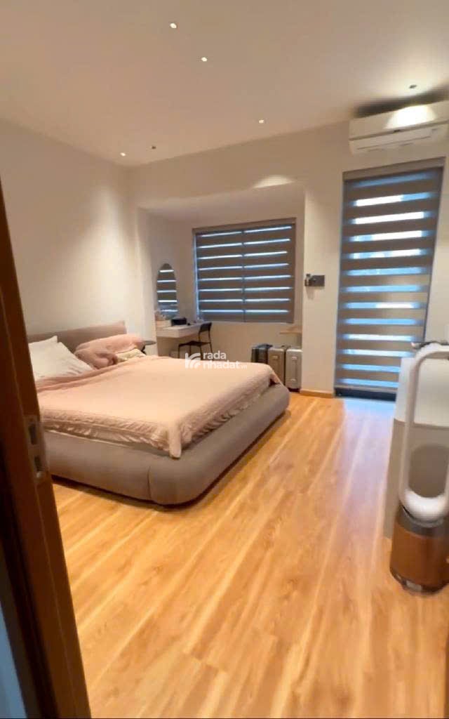 Nhà Thật - Đẹp 5 Tầng - Xe Hơi Ngủ Trong Nhà Gần Mặt Tiền Hoàng Văn Thụ - Phú Nhuận