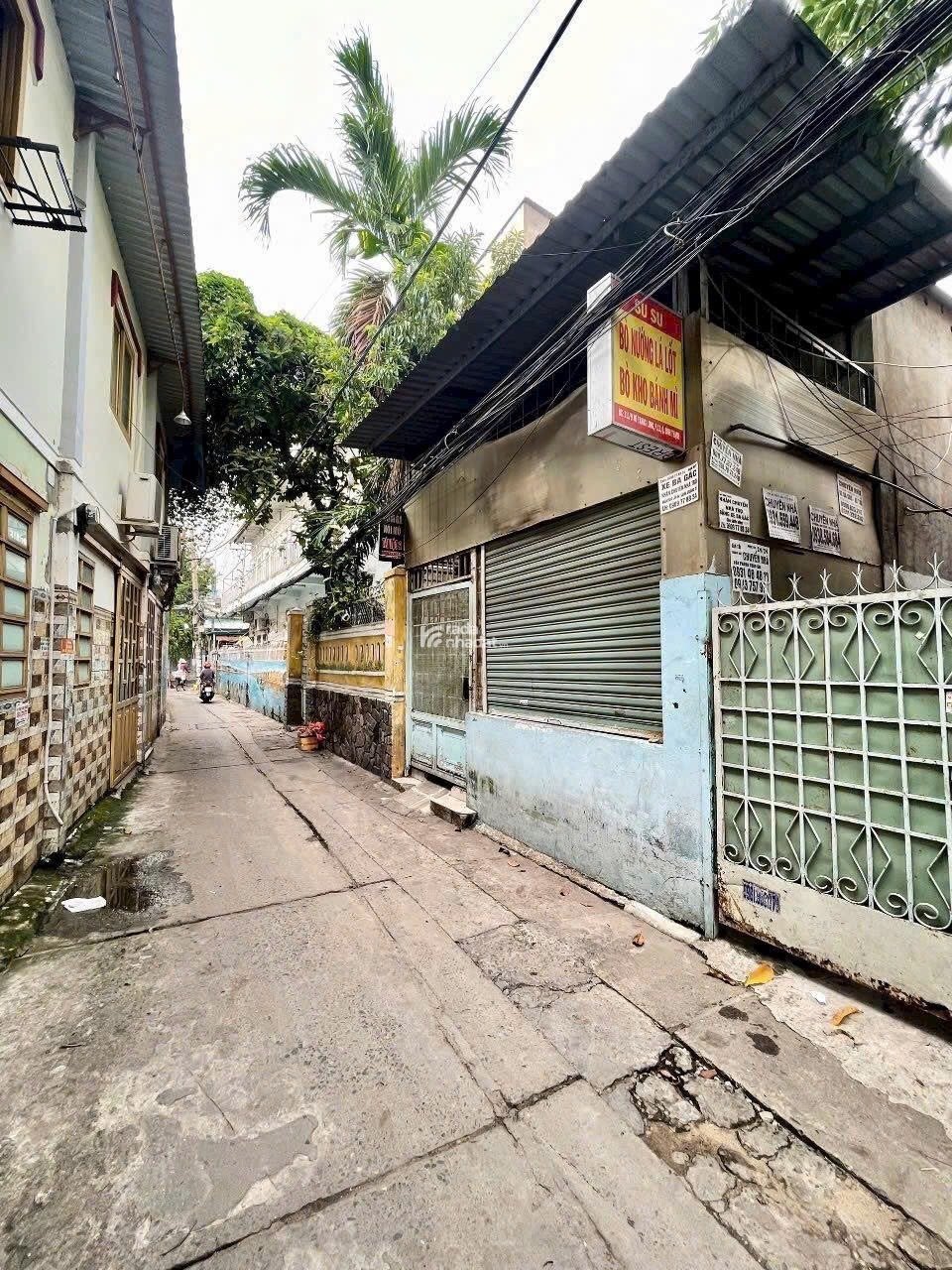 NGANG 10X10M - BÁN NHÀ BÌNH THẠNH - HẺM 6M XE HƠI VÀO TẬN CỬA - GIÁ HƠN 10 TỶ 
