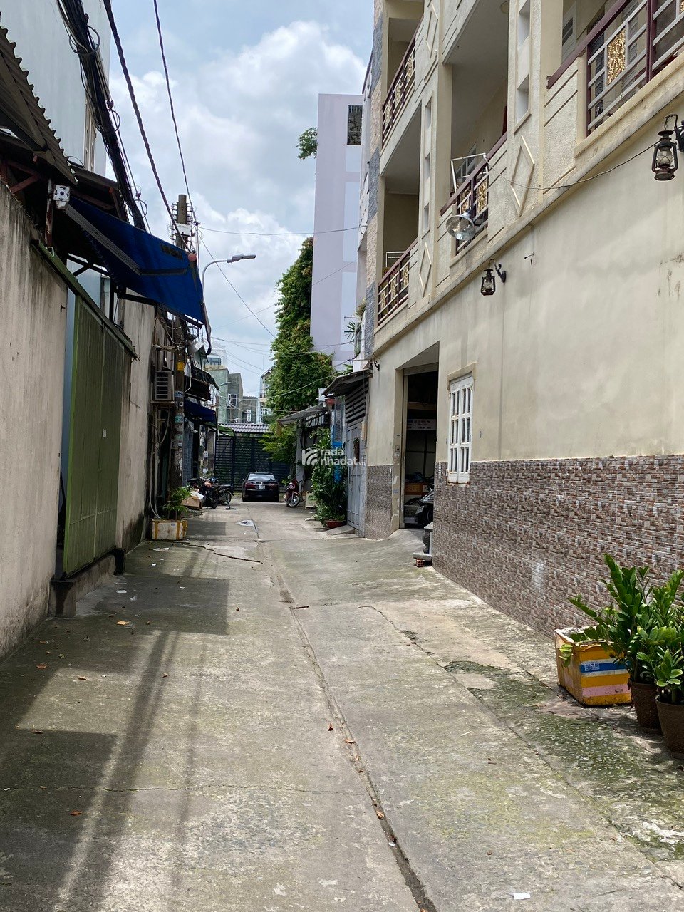 CHỈ 14,5 TỶ . 7,9 x 17M  NHÀ 4 TẦNG , HẺM XE TẢI ,TÂN KỲ TÂN QUÝ , Q. TÂN PHÚ .