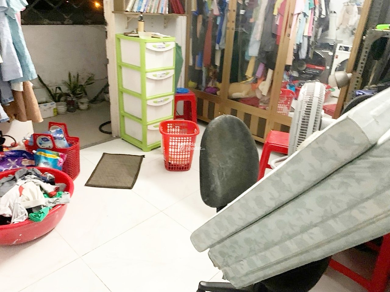 BÁN NHÀ TỈNH LỘ 10 BÌNH TÂN 52M2 3 TẦNG 4PN 4.X TỶ HẺM XE HƠI