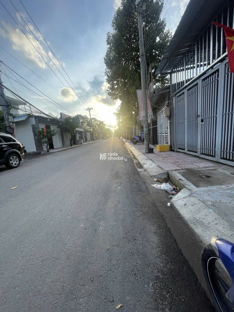  Bán nhà 4 tầng đường 38, Thủ Đức, 41m2 nở hậu tài lọc , sổ hồng riêng,  5.8 tỷ