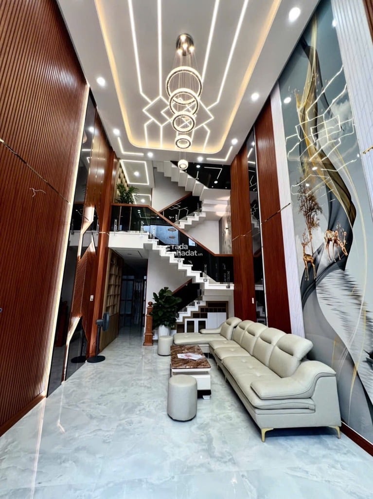  Siêu phẩm FULL nội thất 5 tầng Gò Xoài- sát Tân Phú- thang máy xịn xò 