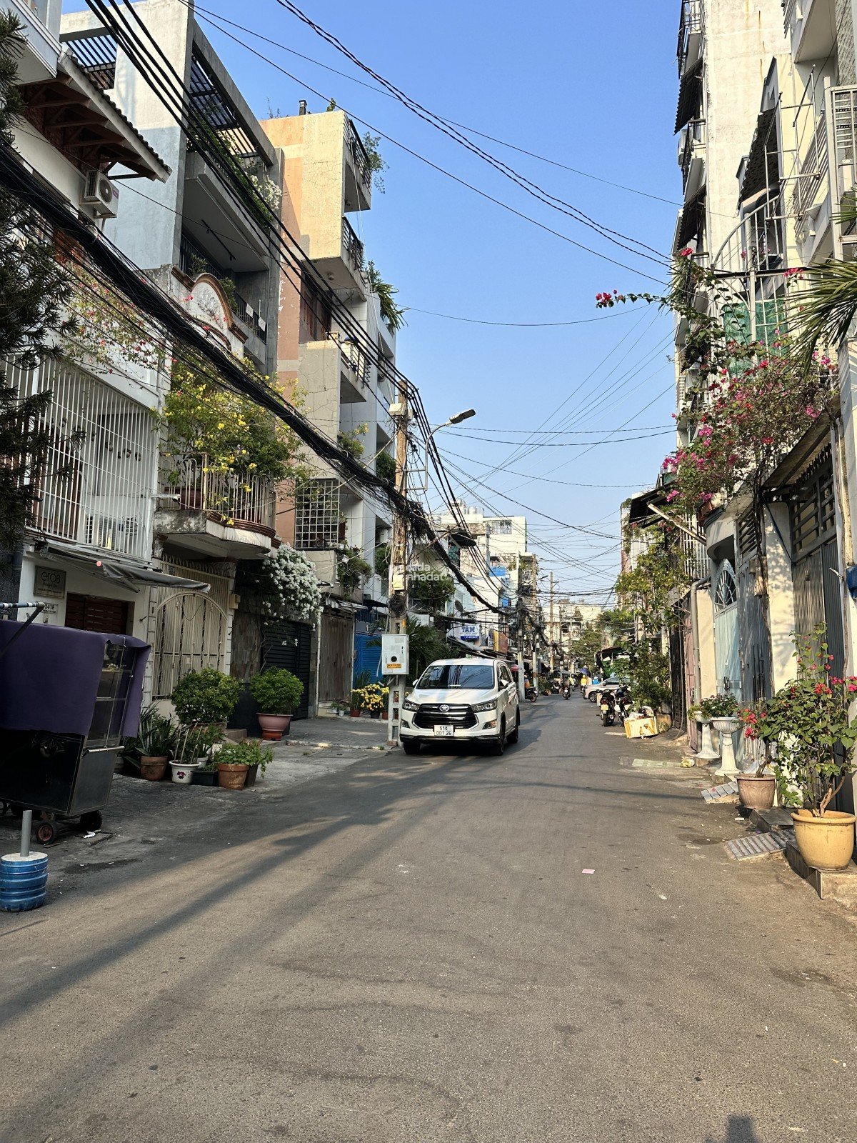 Bán nhà hẻm 6m Thành Thái-gần bv 115-ngang 4m-2 mặt tiền-sổ vuông