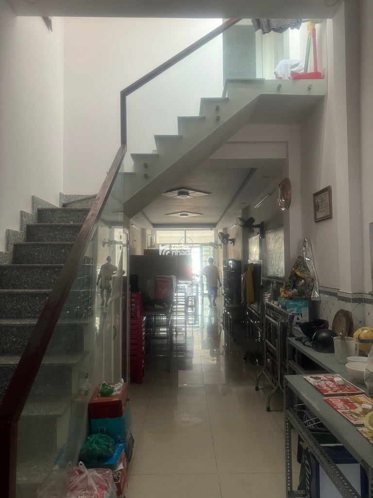 Bán nhà 56m2, 3 tầng, full nội thất, Quang Trung, Gần chợ Phạm Văn Bạch Gò Vấp, 5.4 tỷ