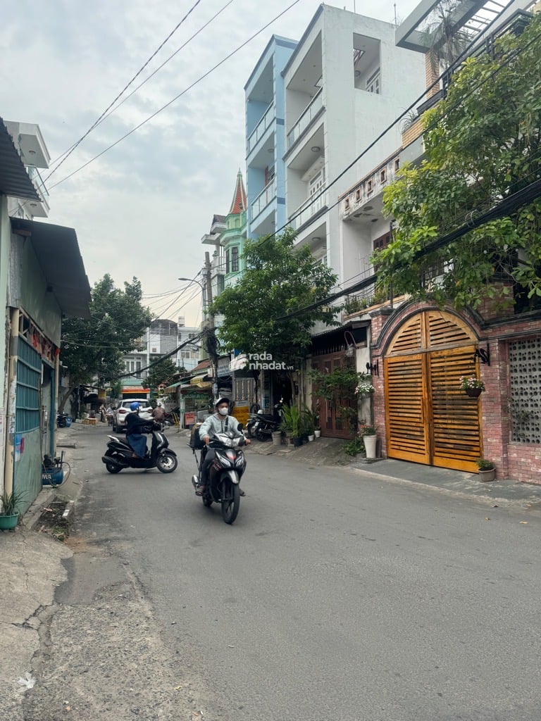 Bán nhà 56m2, 3 tầng, full nội thất, Quang Trung, Gần chợ Phạm Văn Bạch Gò Vấp, 5.4 tỷ