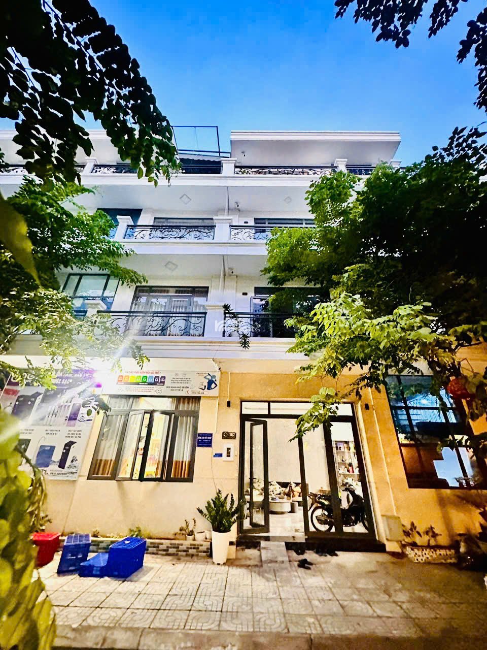 NHÀ ĐẸP KHU VIP - THẠNH LỘC 26, QUẬN 12, 4 TẦNG FLL NỘI THẤT, ĐƯỜNG 12M