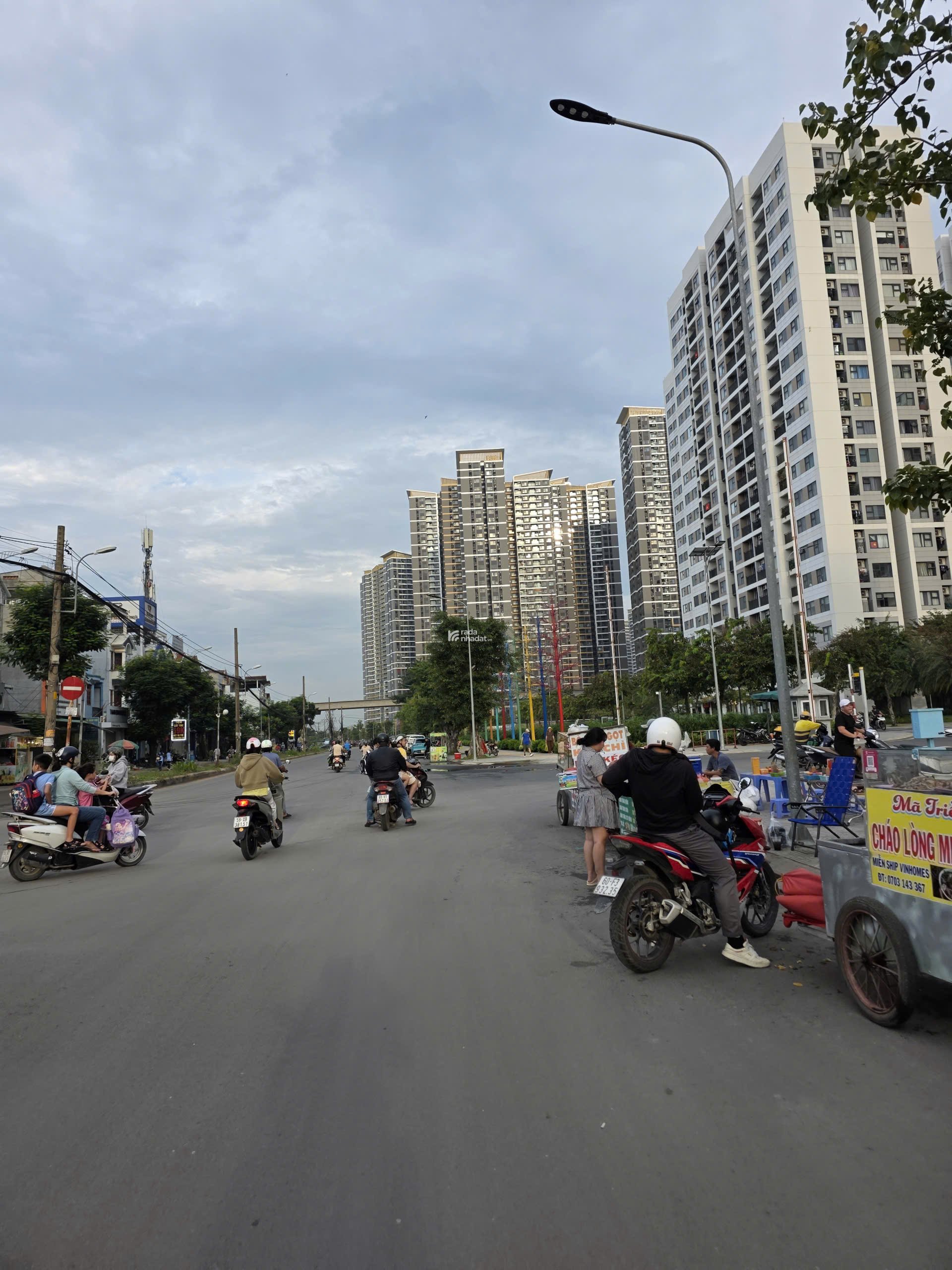 BÁN GẤP LÔ GỐC MTKD KHU TĐC PHƯỚC THIỆN 194M CHỈ 12.5 TỶ  CẠNH VINHOMES Q9 