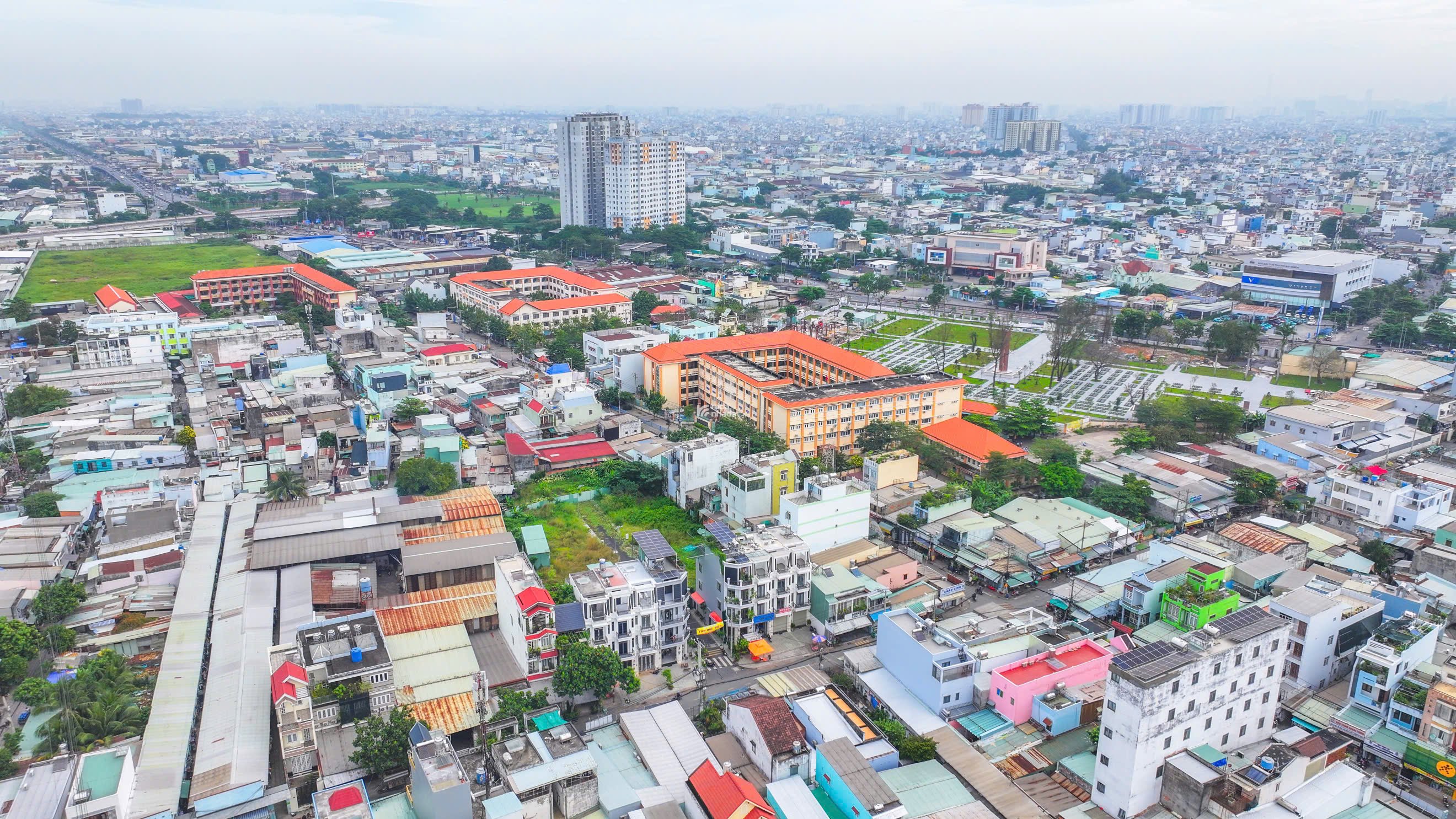    Cần bán nhà chính chủ gần Khu Tên Lửa, mặt tiền đẹp thuận lợi kinh doanh