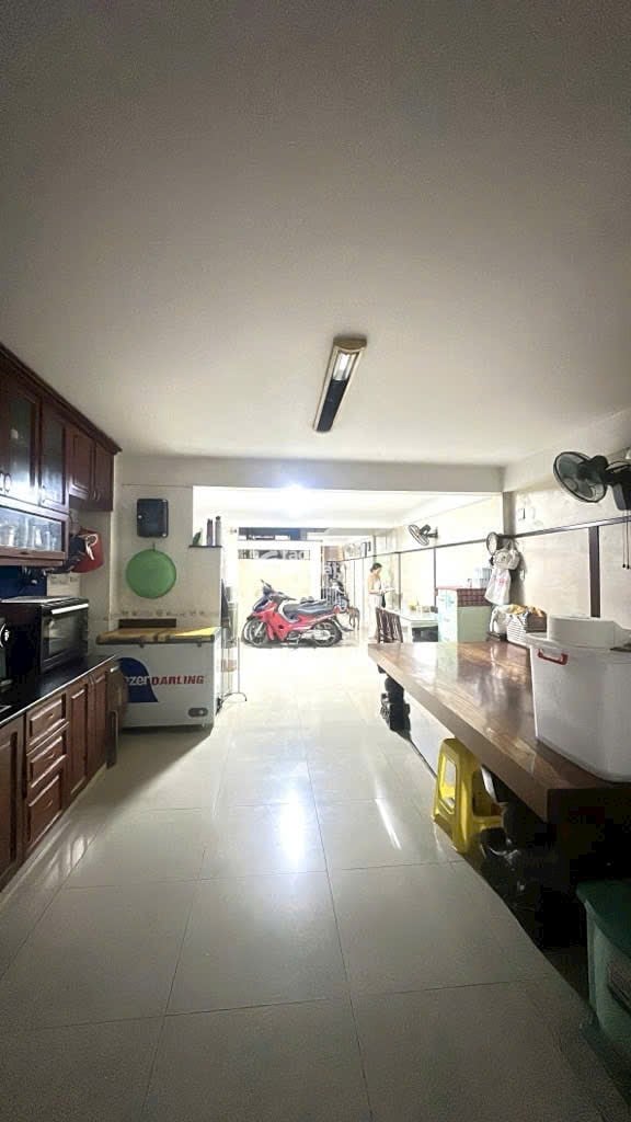 BÁN NHÀ ĐƯỜNG NĂM CHÂU -KHU BÀU CÁT- HXH DT :4.622. 110M2- 4 TẦNG -  GIÁ CHỈ 10.5 Tỷ