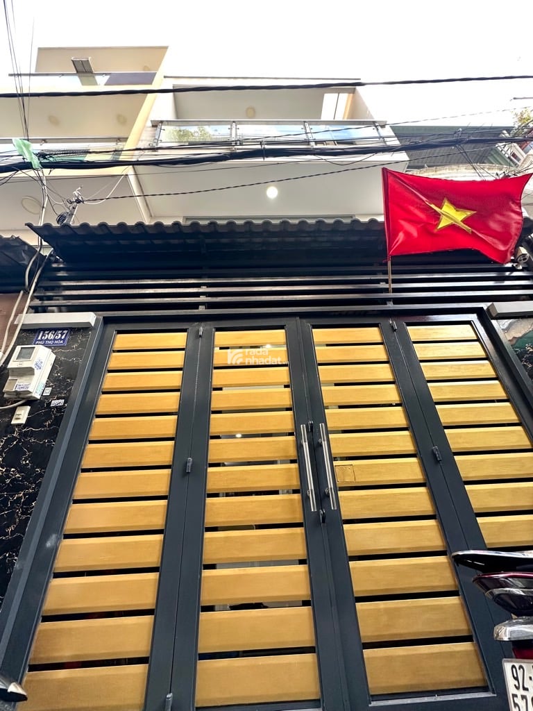 NGAY CHỢ VẢI, HẺM XE HƠI PHÚ THỌ HÒA, TÂN PHÚ, 52M2 HIẾM CÓ. GIẢM 550TR CHỈ CÒN 6T TL TỐT