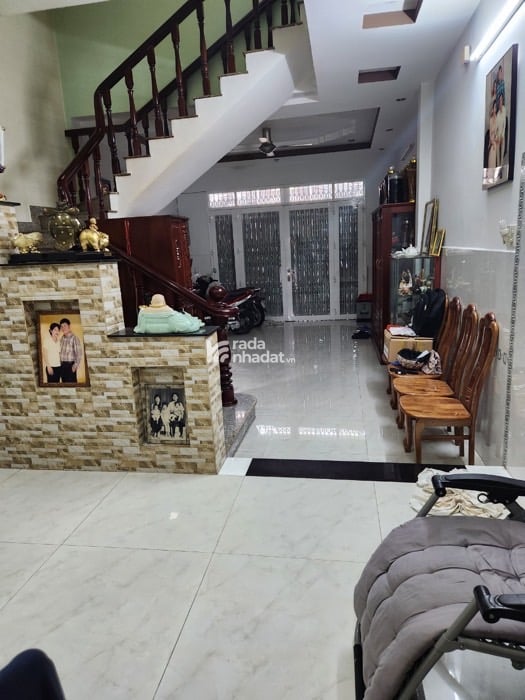 BIỆT THỰ 3 TẦNG - SÁT MẶT TIỀN LÒ GỐM - 290M2 - GIÁ QUÁ TỐT,,