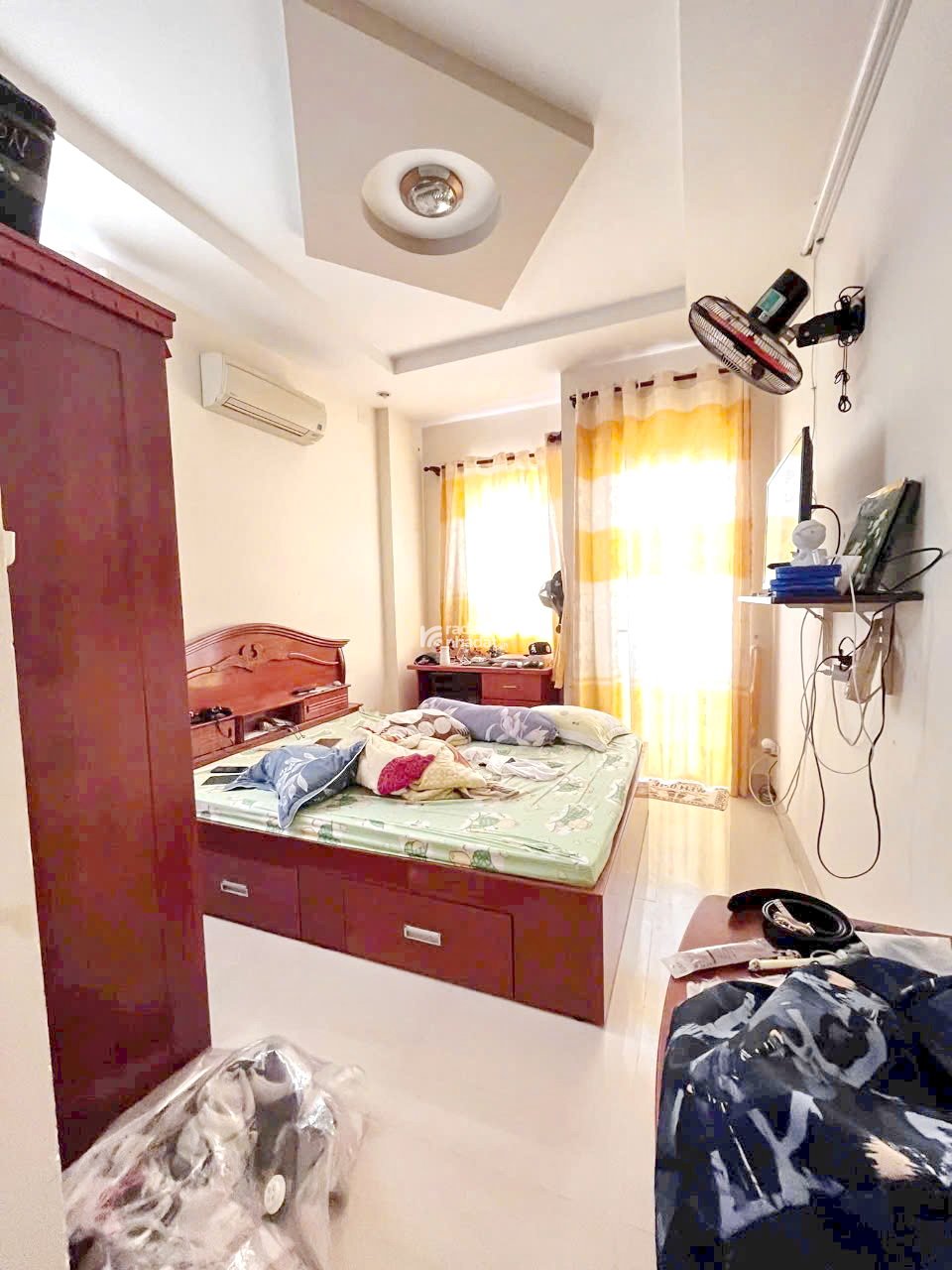 Bán nhà 3 lầu gần mặt tiền đường Phạm Thế Hiển P.4 Quận 8