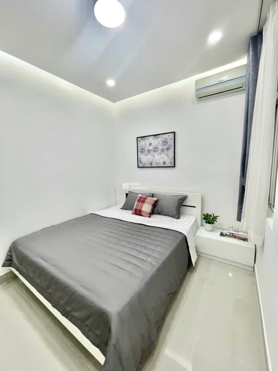Cần cho thuê căn hộ Sky garden 3, PMH, Q7, dt 68m2, tk 2PN nhà đẹp, giá chỉ 15 triệu 