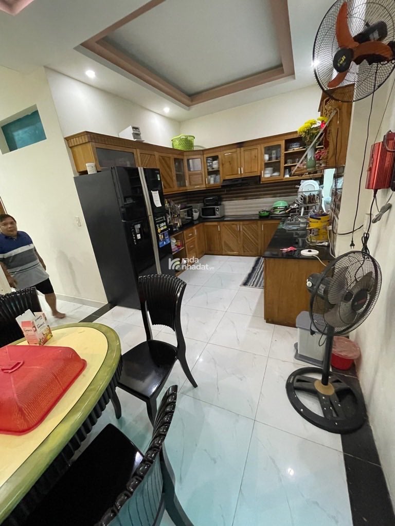 GẤP BÁN GIẢM NGAY 500tr Lê văn lương - hẻm 12m xe tải tránh - KDC đồng bộ vip - diện tích 162m2 