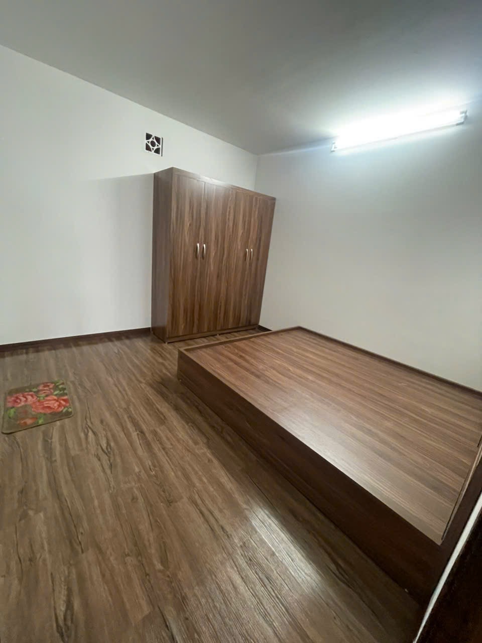 Cho thuê chung cư căn góc 61m2