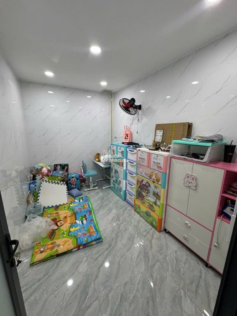 chủ gấp bán trong tháng, sổ riêng