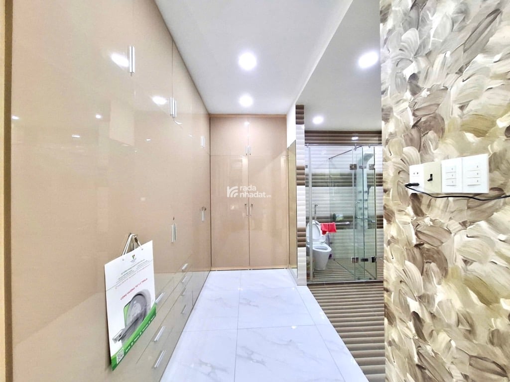BÁN NHÀ MẶT TIỀN KHU BÔNG SAO QUẬN 8 128M2 23.5 TỶ 4 TẦNG CÔNG VIÊN TRƯỚC NHÀ
