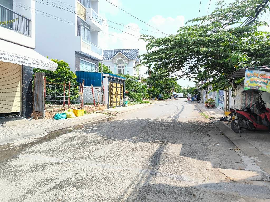 HẺM NHỰA 10m, VỈA HÈ 3m, GẦN CHỢ THỦ ĐỨC, 2 TẦNG 4X19 CHỈ 8,6 TỶ.