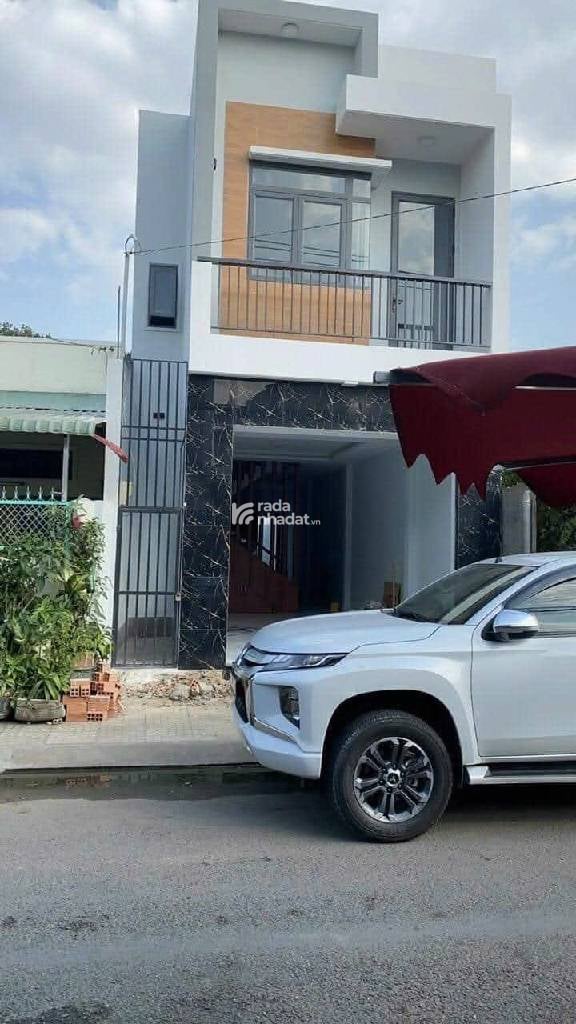 HẺM NHỰA 10m, VỈA HÈ 3m, GẦN CHỢ THỦ ĐỨC, 2 TẦNG 4X19 CHỈ 8,6 TỶ.