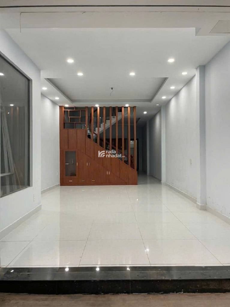 HẺM NHỰA 10m, VỈA HÈ 3m, GẦN CHỢ THỦ ĐỨC, 2 TẦNG 4X19 CHỈ 8,6 TỶ.