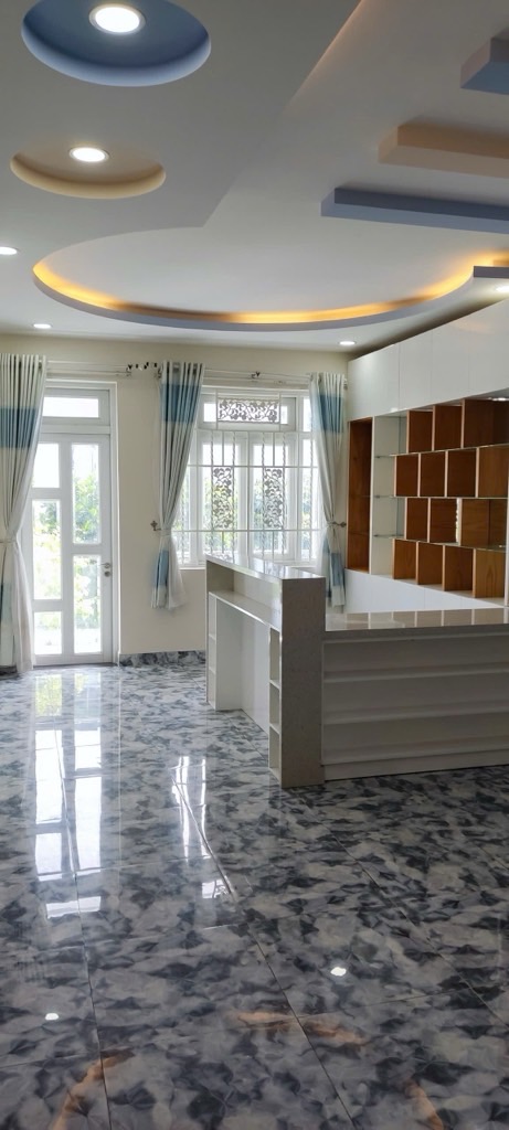 Bán tòa nhà căn hộ dịch vụ mặt tiền Hoàng Hoa Thám Bình Thạnh