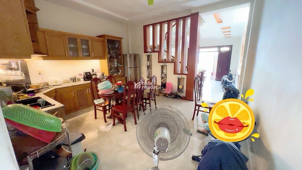 BÁN NHÀ ĐẸP 1 TRỆT 2 LẦU, 95M2 , SÂN XE HƠI, ĐƯỜNG THÔNG PHƯỚC LONG A Q9, SHR ,GIÁ 11 TỶ TLCC