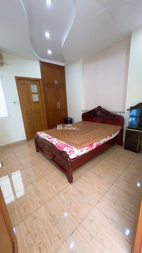 BÁN NHÀ ĐẸP 1 TRỆT 2 LẦU, 95M2 , SÂN XE HƠI, ĐƯỜNG THÔNG PHƯỚC LONG A Q9, SHR ,GIÁ 11 TỶ TLCC