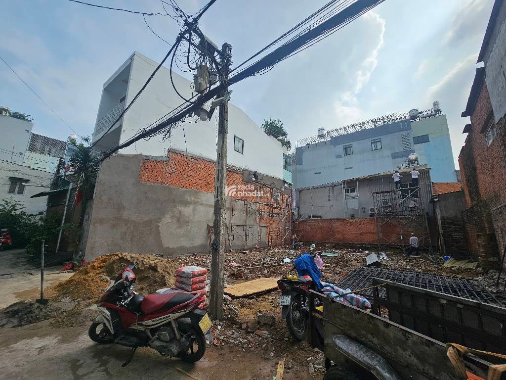 NGAY CHỢ VẢI, HẺM XE HƠI PHÚ THỌ HÒA, TÂN PHÚ, 82M2 ĐẤT TRỐNG. GIẢM 550TR CHỈ 7.7T