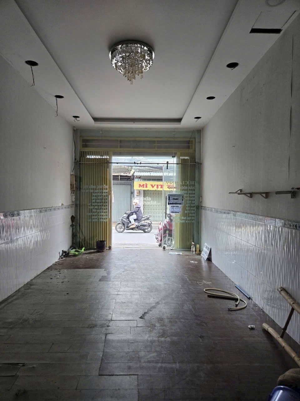 BÁN NHÀ MẶT TIỀN TẠ QUANG BỬU (TRUNG TÂM Q8)