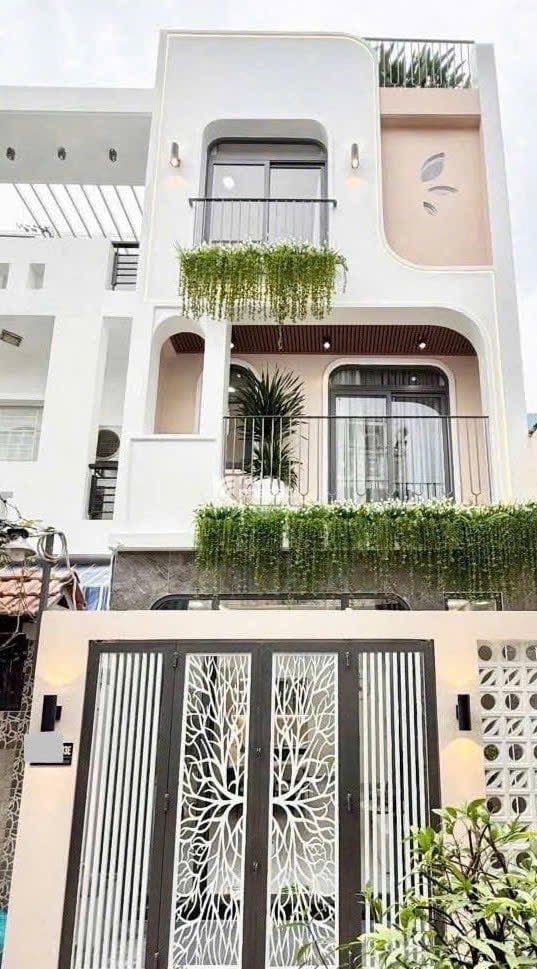 Đổi chổ ở bán nhà 49m2 2tỷ350tr Thống Nhất, P16, Gò Vấp. Sổ hồng riêng