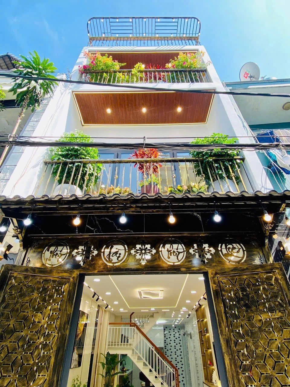 Bán nhà chính chủ gửi Nguyễn Thiện Thuật Quận 3 , 60m2 hẻm xe hơi 2 Tỷ550 