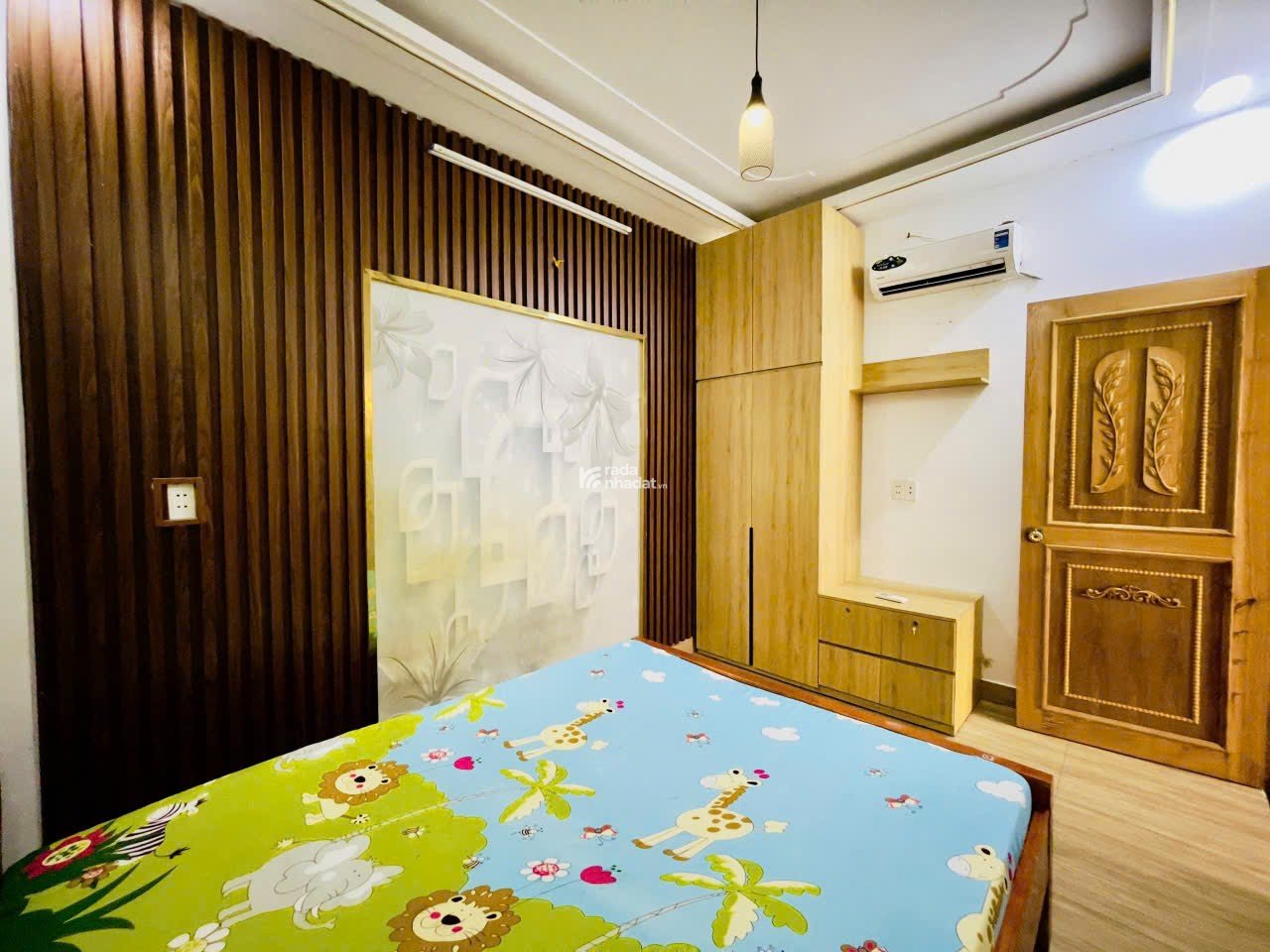 NHÀ NỞ HẬU HẺM XE HƠI ĐẬU TẬN CỬA PHƯỜNG 11, QUẬN GÒ VẤP