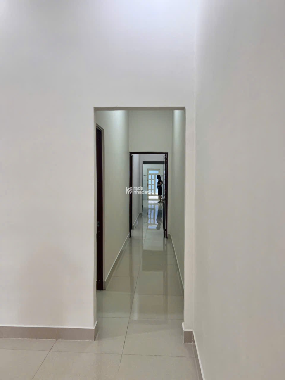 Nhà cấp 4 hxh đường 6 long bình DT 60m, giá tốt, vị trí đẹp