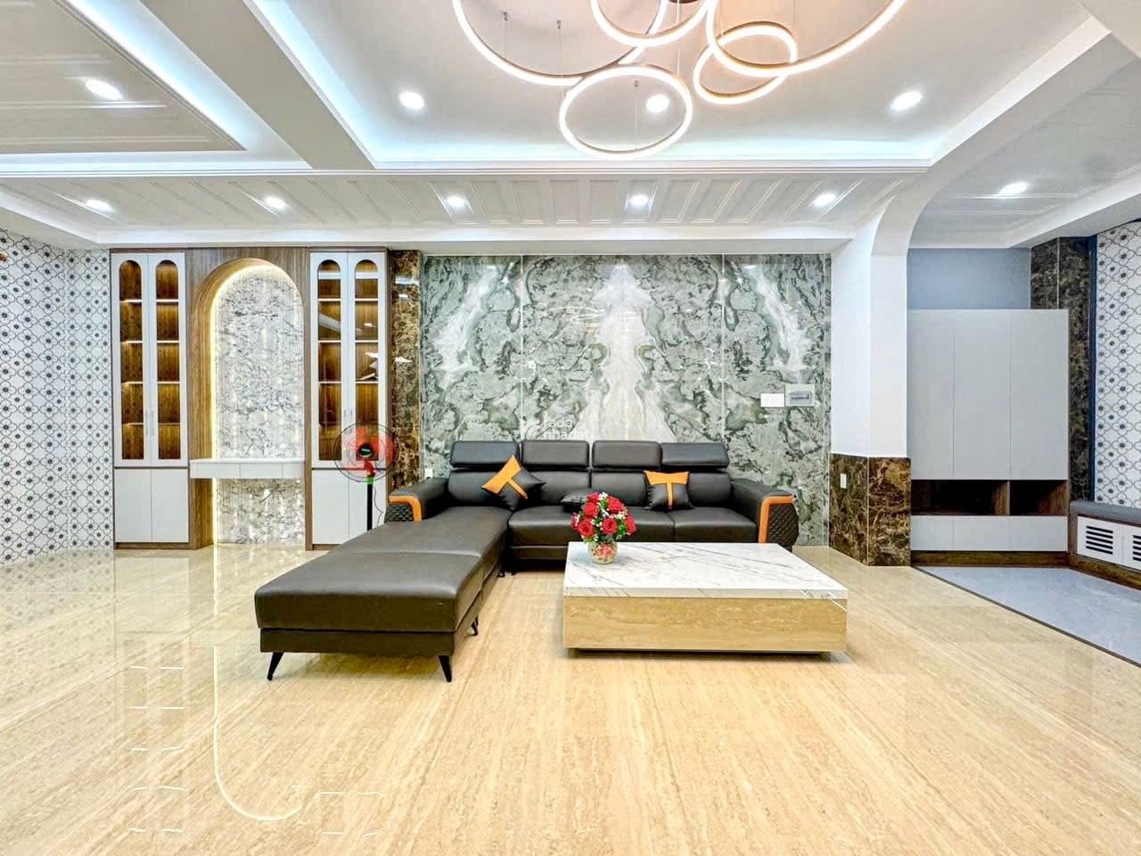 NHÀ ĐẸP 5M NGANG - 1 TRỆT 2 LẦU SÂN THƯỢNG - P. TÂN HƯNG Q7 - 8TỶ39O TL