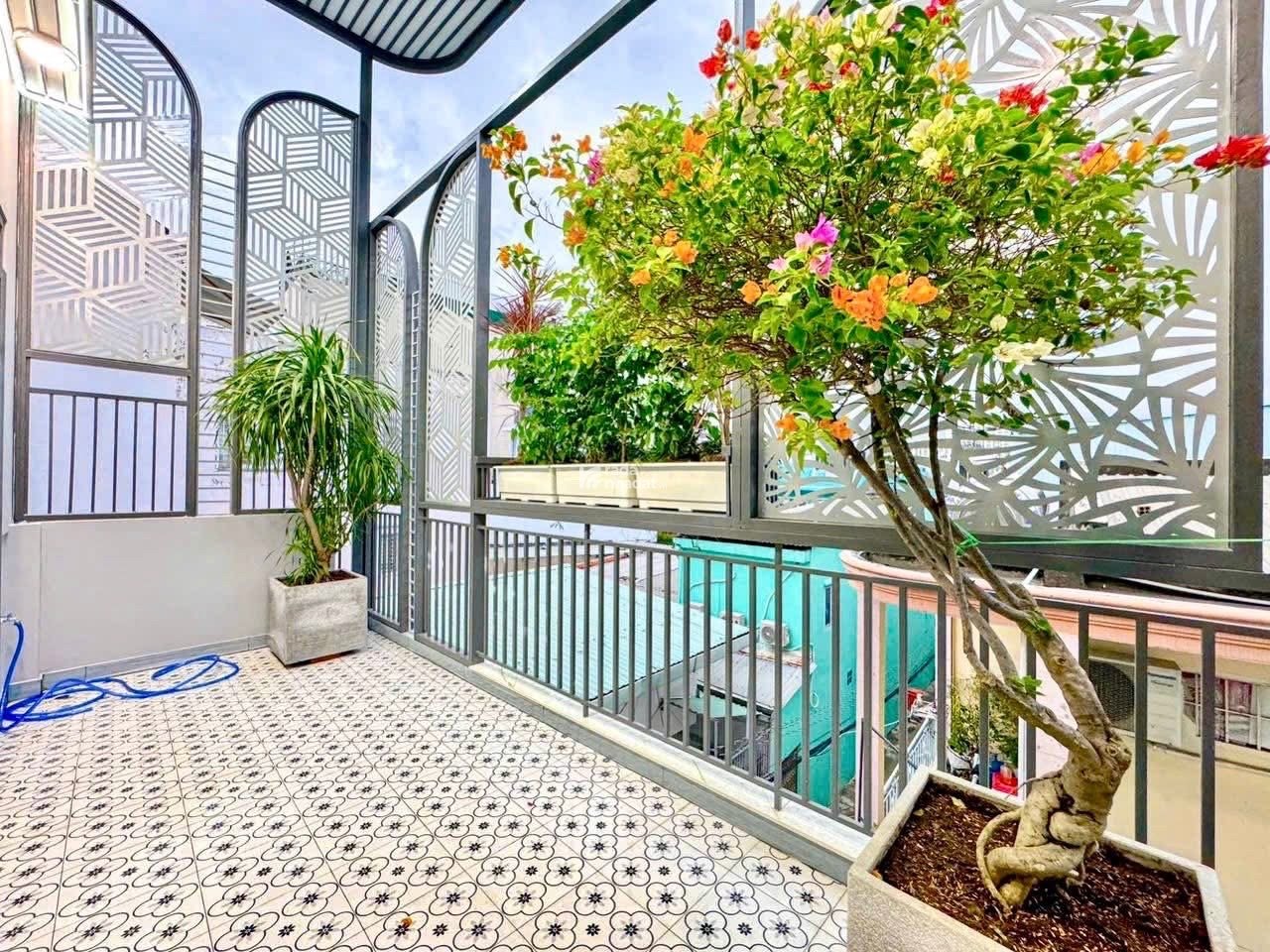 NHÀ ĐẸP 5M NGANG - 1 TRỆT 2 LẦU SÂN THƯỢNG - P. TÂN HƯNG Q7 - 8TỶ39O TL