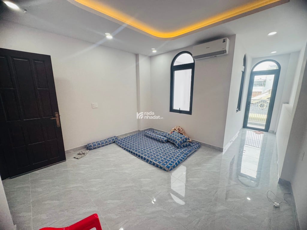 BÁN SIÊU PHẨM 6 TẦNG THANG MÁY NGAY LŨY BÁN BÍCH ĐƯỜNG 10M 7PN NHIK 11,5 TỶ 