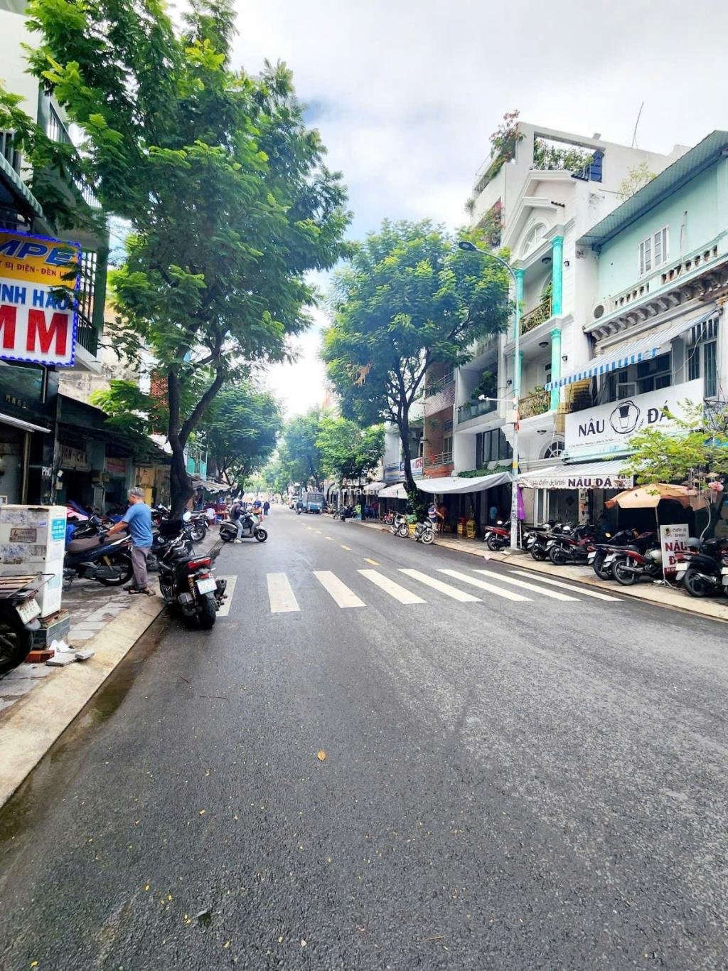 BÁN NHÀ MẶT TIỀN CAO VĂN LẦU QUẬN 6 100M2 5 TẦNG NHÀ MỚI HOÀN CÔNG GIÁ 24 TỶ KINH DOANH ĐỈNH