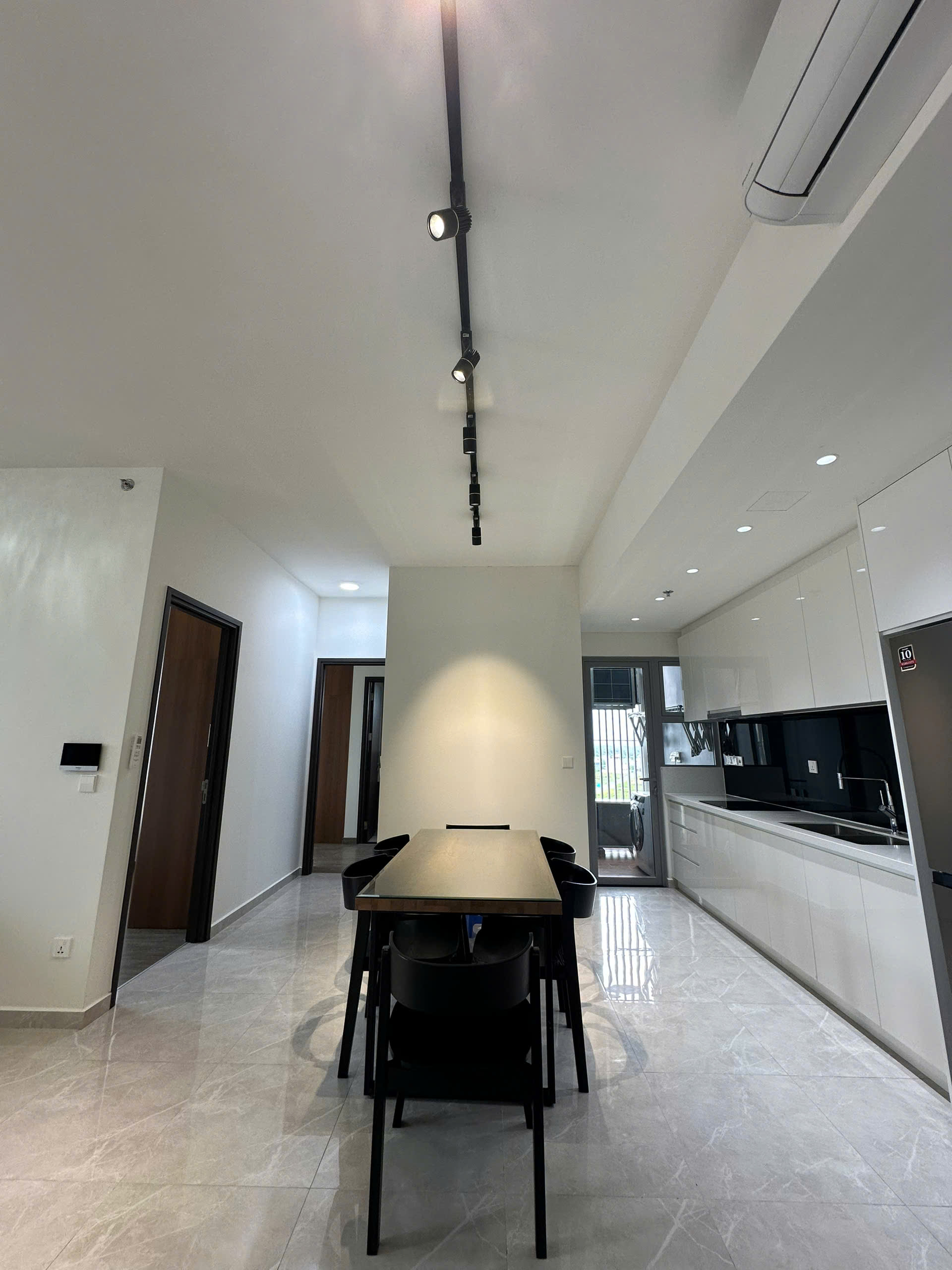 cho thuê căn hộ 2PN2WC - 19,5 triệu/tháng - Full NT - Celesta Rise