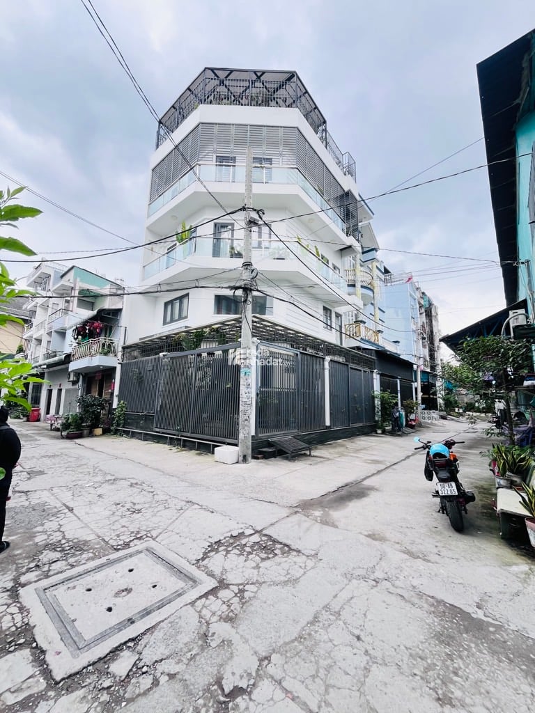 Nhà siêu đẹp đường Nguyễn Quý Yêm , Lô góc 3 mặt hẻm xe hơi đổ cửa DTS 215.8m2 , 