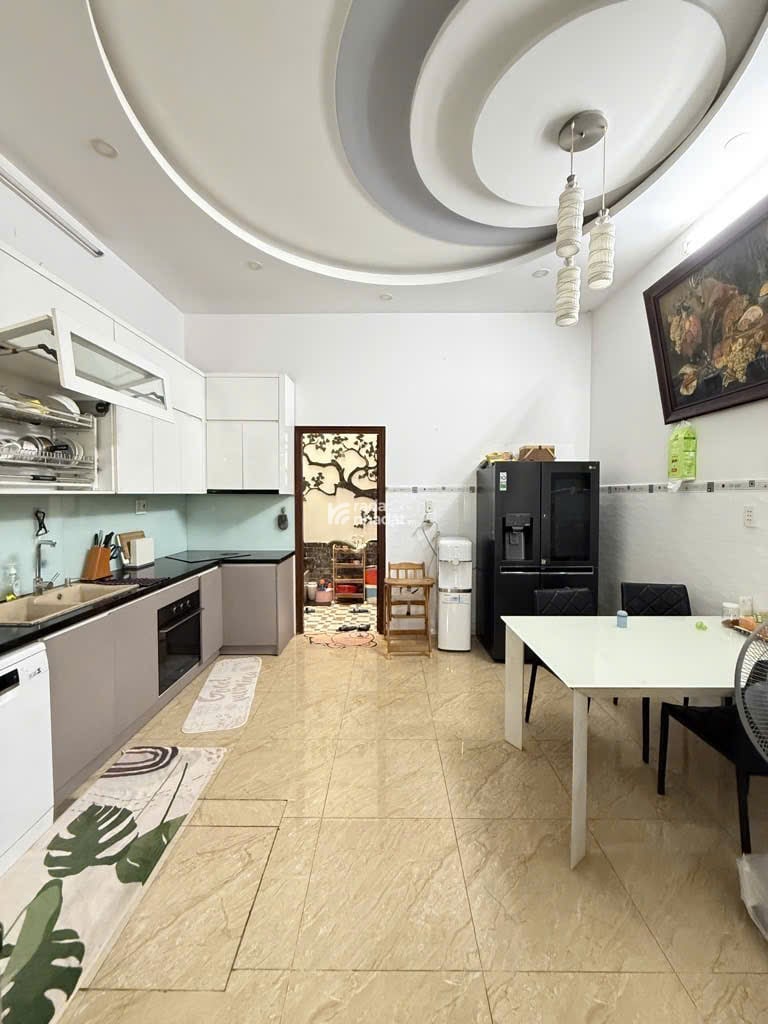 Nhà đẹp 4 tầng  Lê Văn Thọ  P8  Gò Vấp  4.5x17m  Hẻm 6m thông  Giá 9.2 Tỷ TL tốt