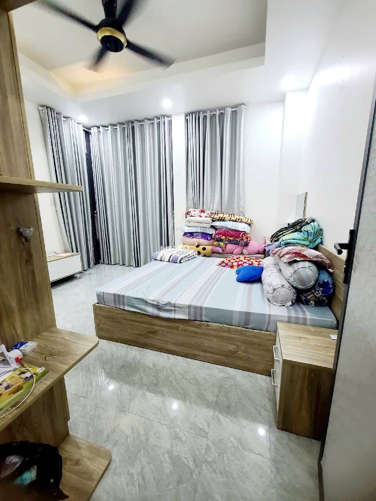 HƠN 12 TỶ - 54M2 - HẺM XE HƠI 5M - NGANG 6 DÀI 9 - 5 TẦNG - 5PN,6WC - LẠC LONG QUÂN - TÂN BÌNH