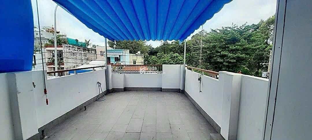 Nhà LLQ 50m2 2 Tầng 3PN (Có PN Trệt)- Hơn 4 tỷ