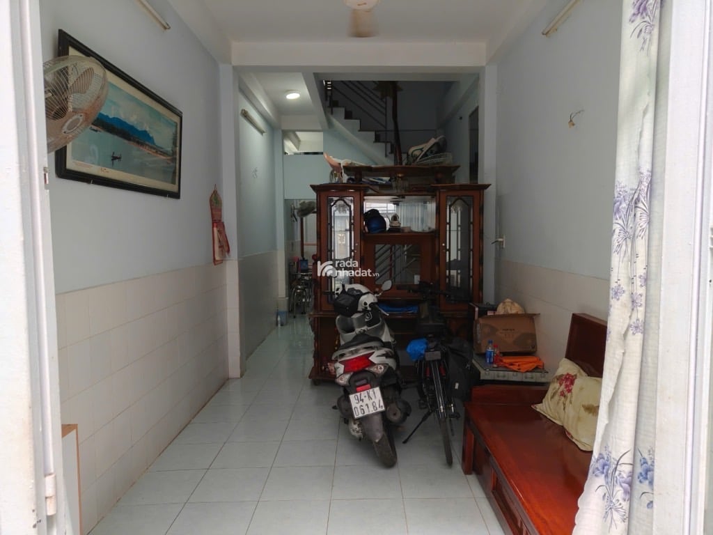 Nhà LLQ 50m2 2 Tầng 3PN (Có PN Trệt)- Hơn 4 tỷ