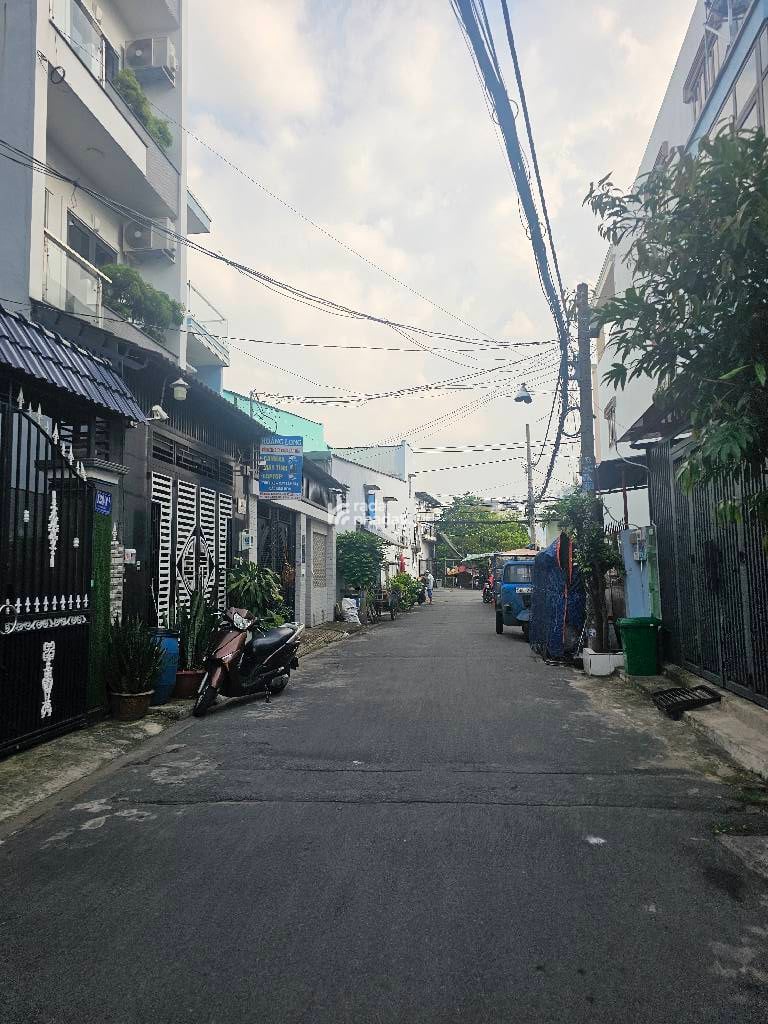 BÁN NHÀ BÌNH TÂN 130M2 6.5 TỶ 5X25M DÃY TRỌ THU 240TR/NĂM KẾ AEON MALL TÊN LỬA