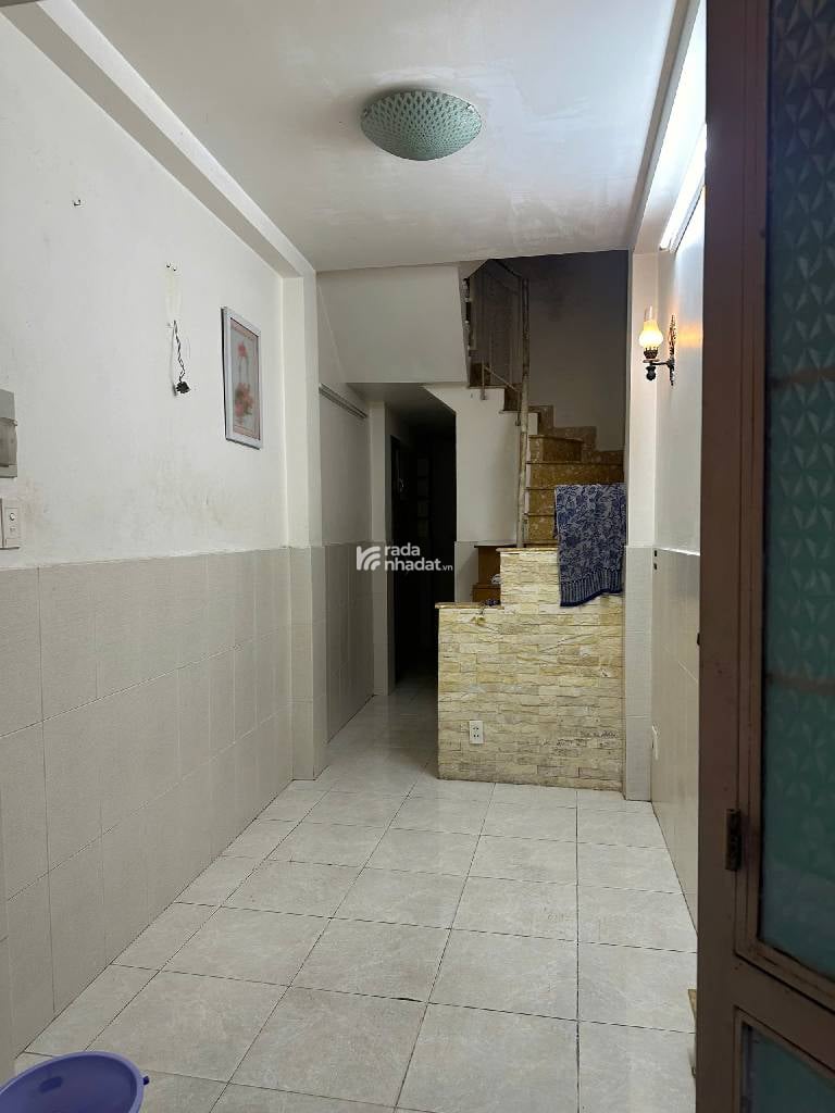 GẦN MT TRẦN BÌNH TRỌNG, BÌNH THẠNH, 3 TẦNG Ở NGAY, GIẢM 350TR CHỈ CÒN 2.5T TL 